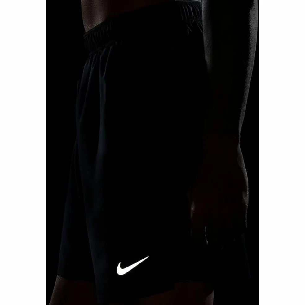 Nike · Challenger
