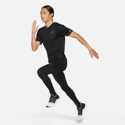 Nike · CHLLGR