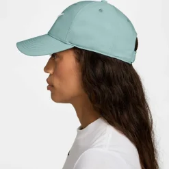 Nike · Club