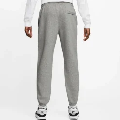 Nike · CLUB