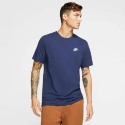 Nike · Club