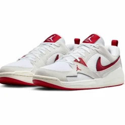 Nike · CMFT ERA