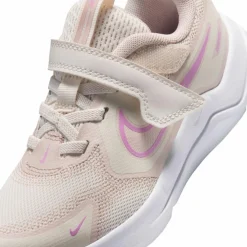 Nike · COSMIC RUNNER PSV