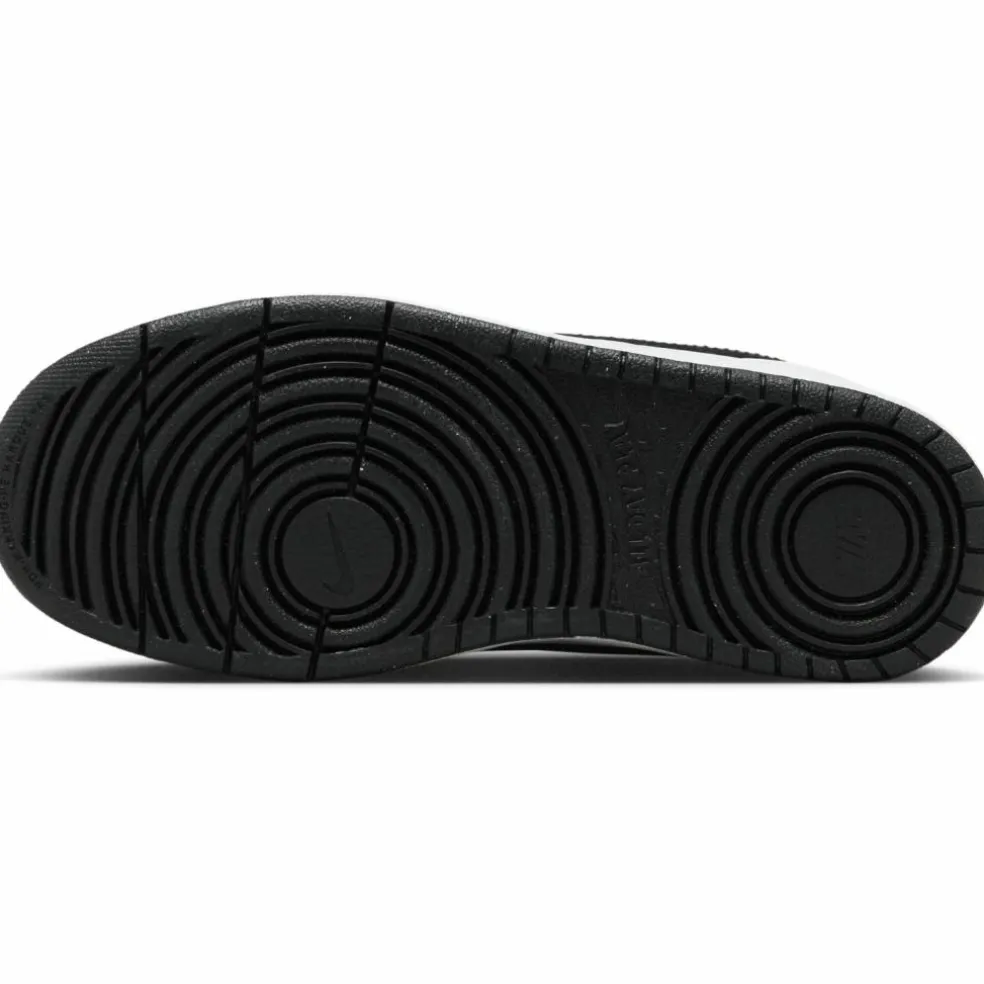 Nike · COURT BOROUGH GS