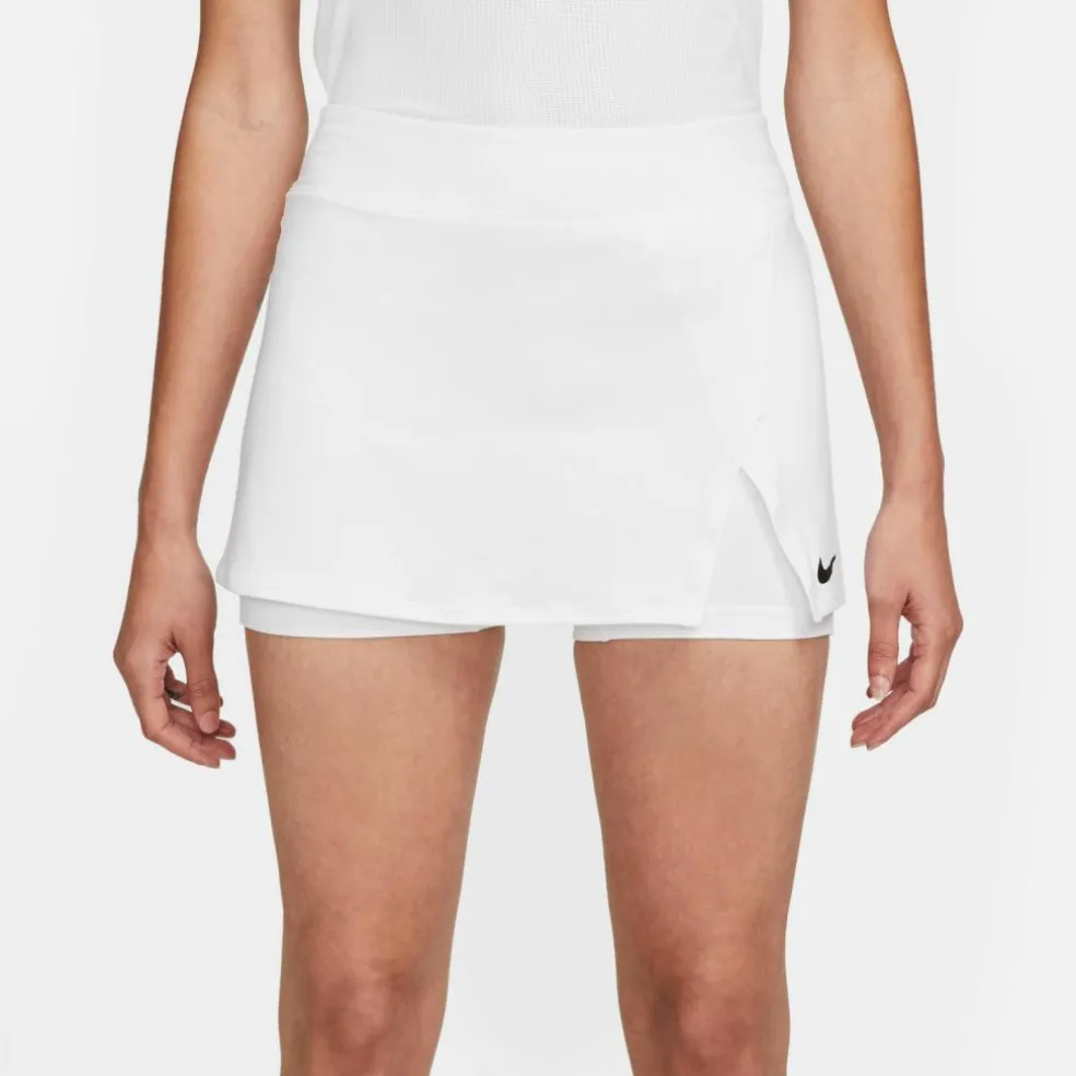 Nike · Court Victory
