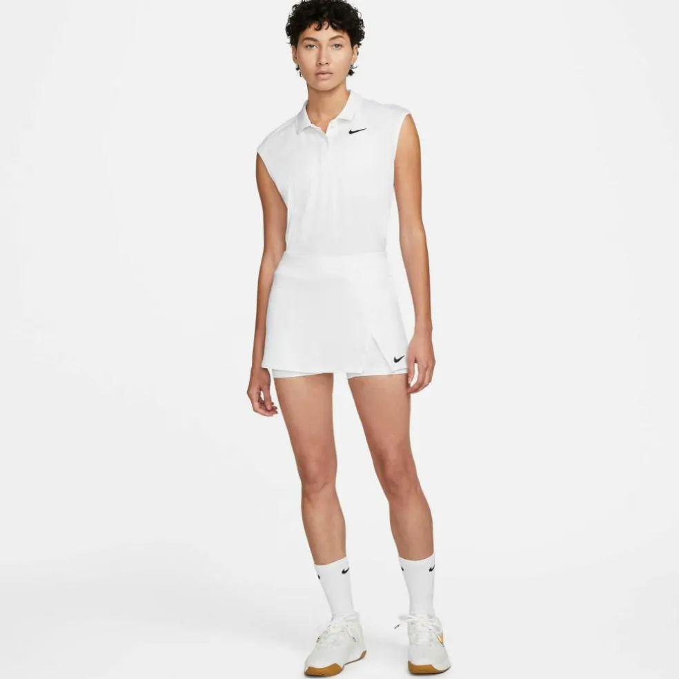 Nike · Court Victory