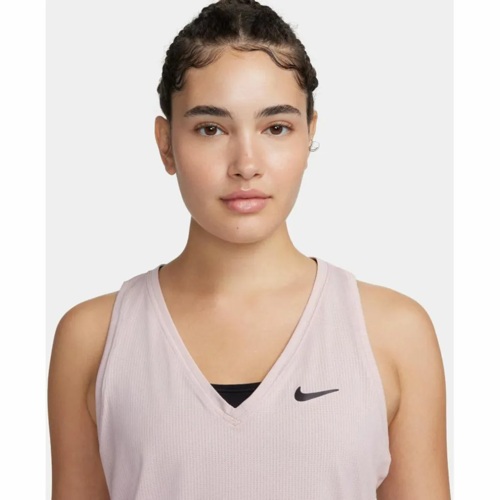 Nike · Court Victory