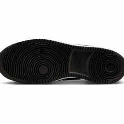 Nike · Court Vision