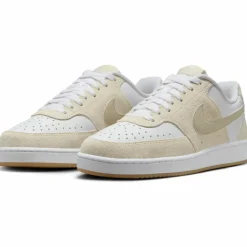 Nike · Court Vision
