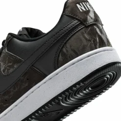 Nike · Court Vision