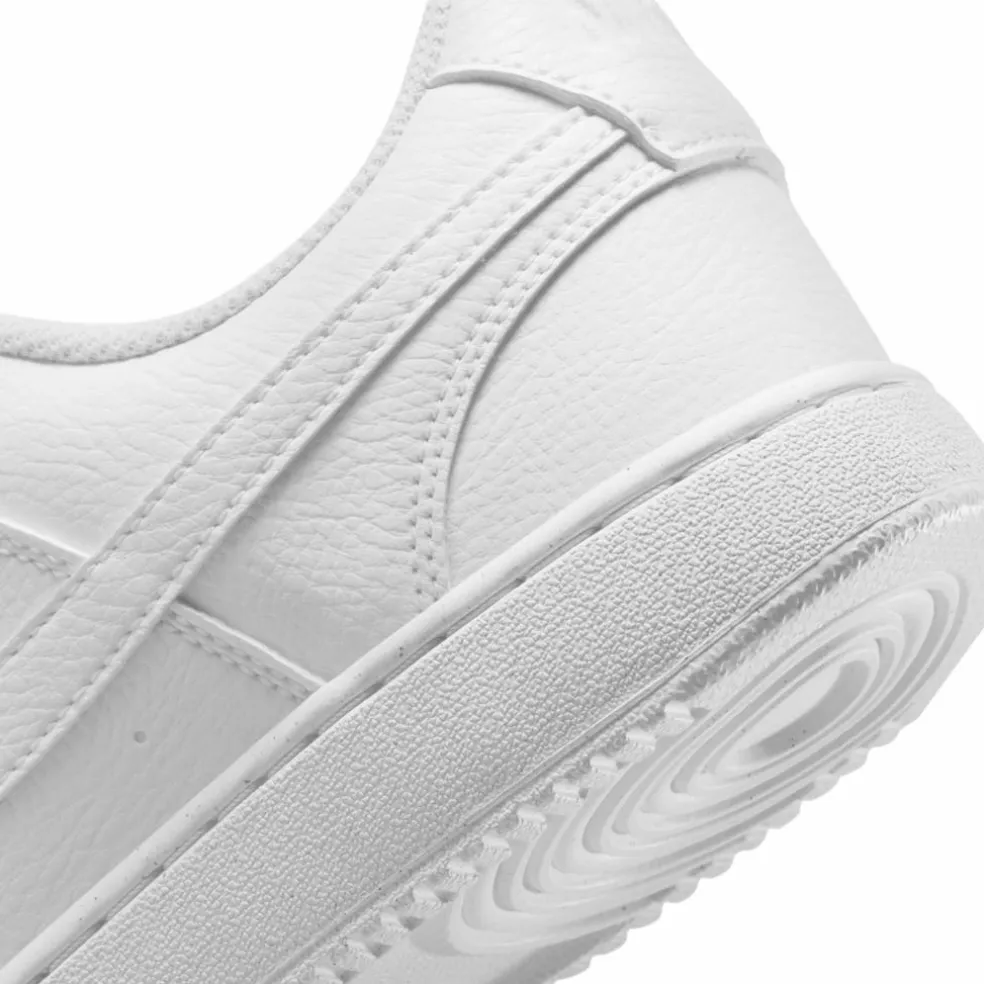 Nike · Court Vision