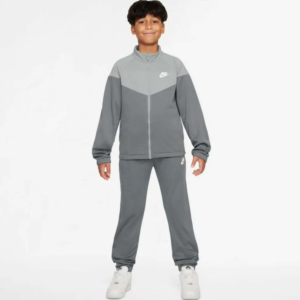 Nike · DF