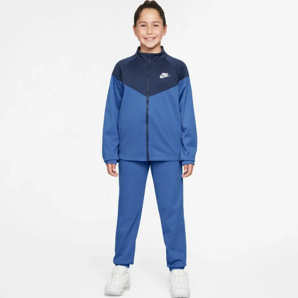 Nike · DF
