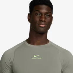 Nike · DF