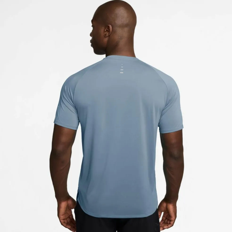 Nike · DFADV STRIDE