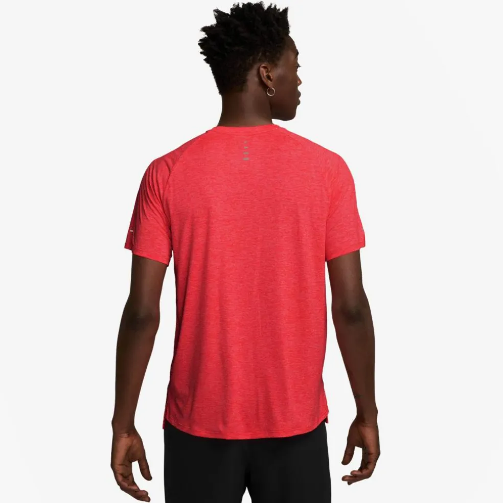 Nike · DFADV STRIDE