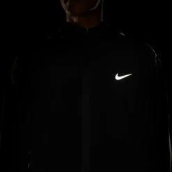 Nike · DRI-FIT FORM