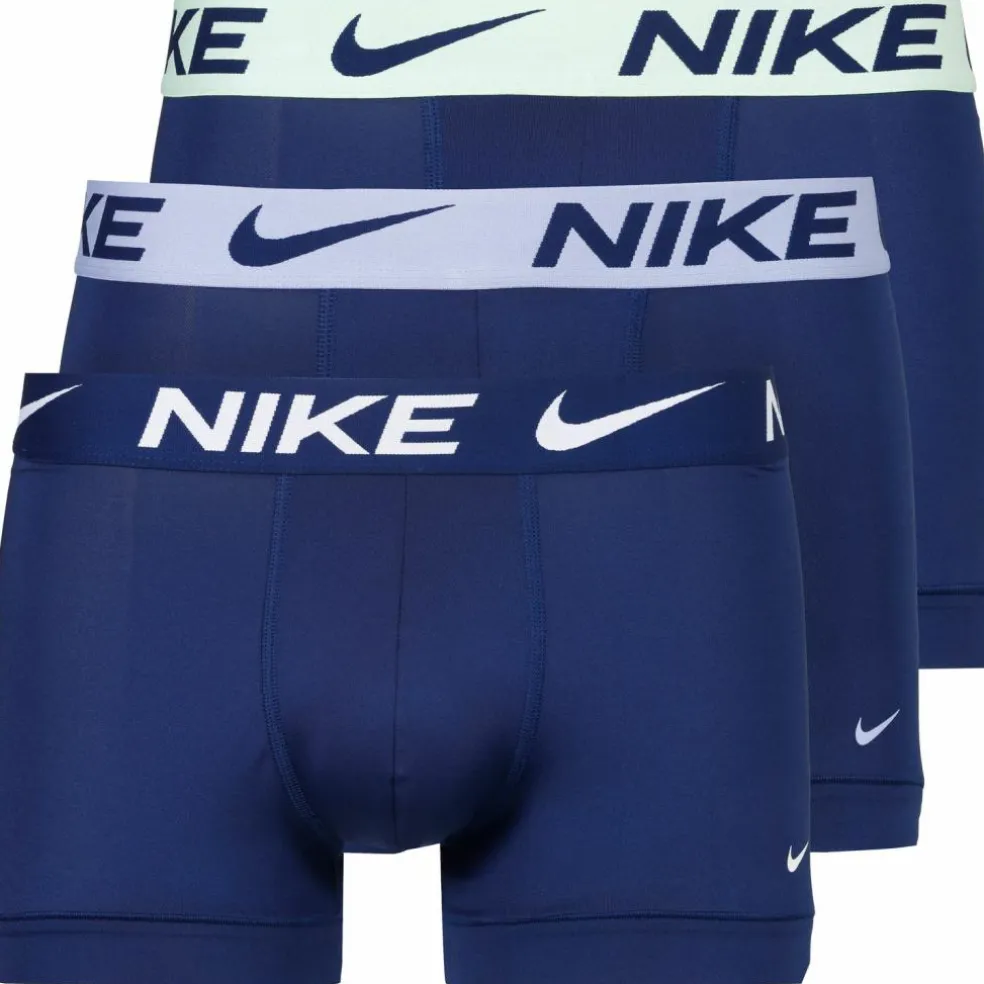 Nike · Essential Micro