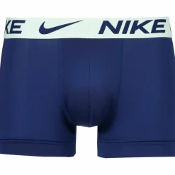 Nike · Essential Micro
