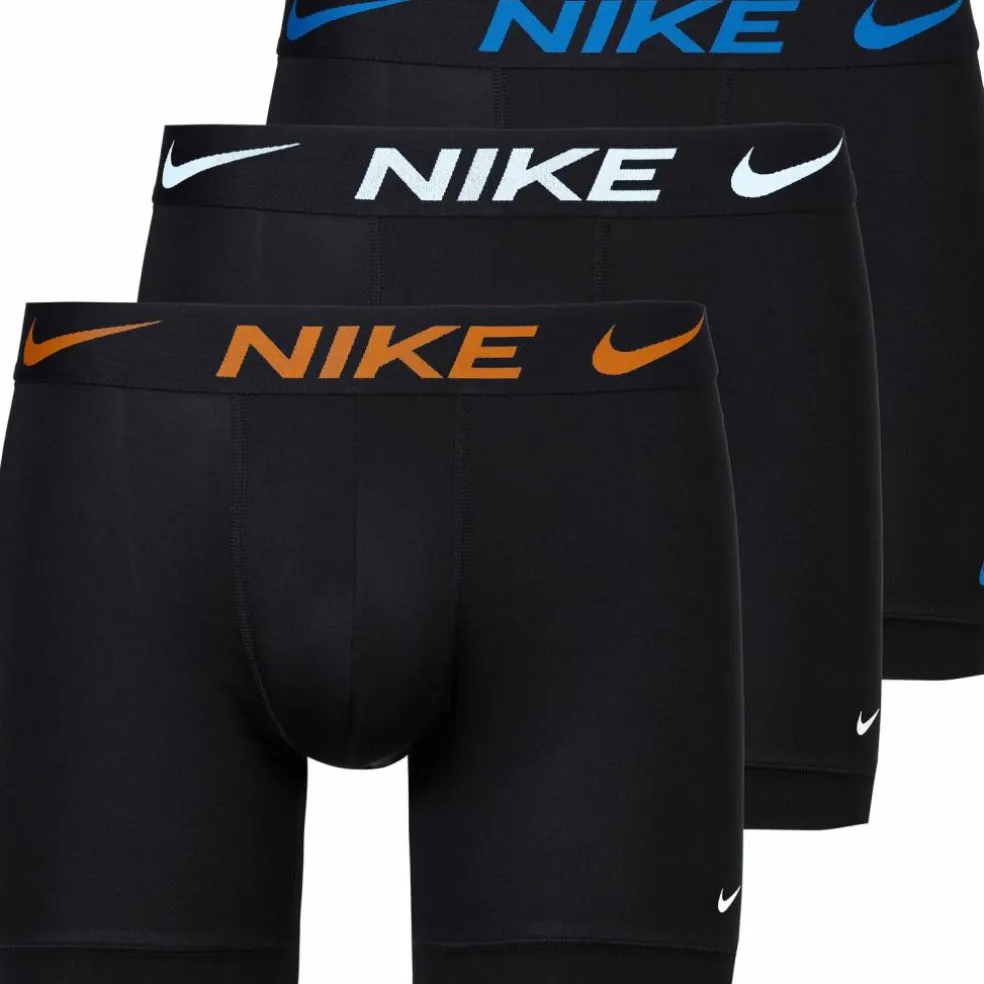 Nike · ESSENTIAL MICRO