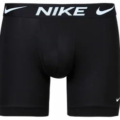 Nike · ESSENTIAL MICRO