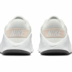 Nike · FLEX