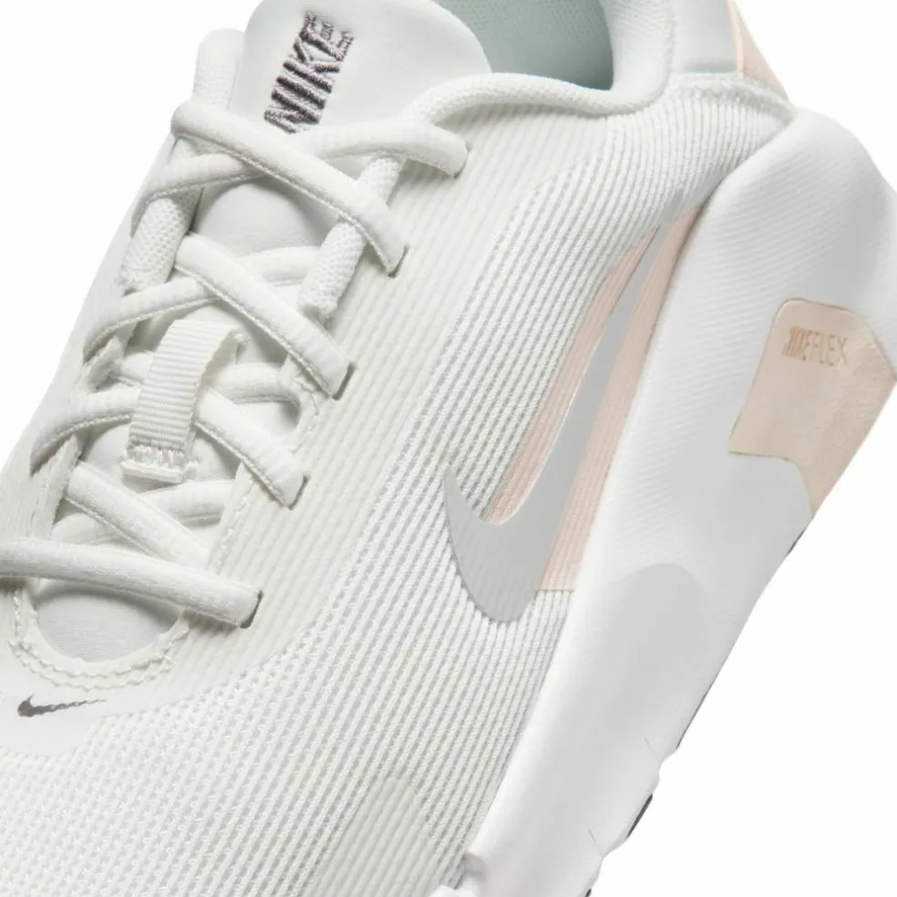 Nike · FLEX