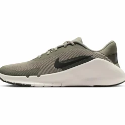 Nike · FLEX TRAIN