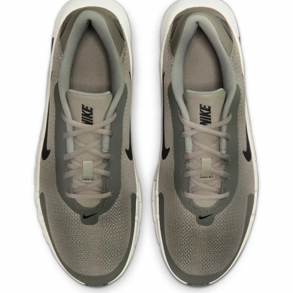 Nike · FLEX TRAIN