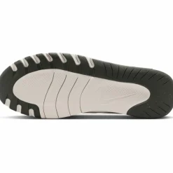 Nike · FLEX TRAIN