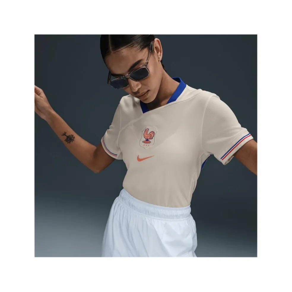Nike · Frankreich Trikot Away 2025 Damen Beige