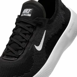 Nike · FREE 2025