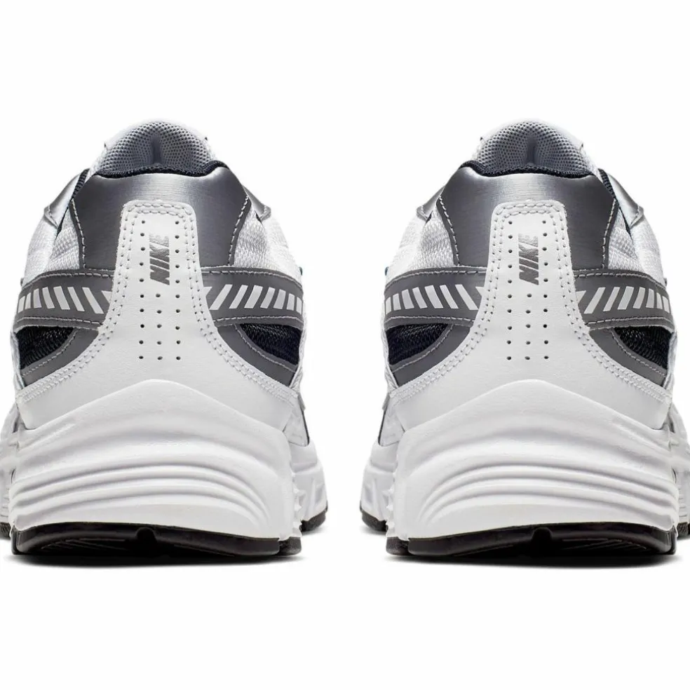 Nike · Initiator