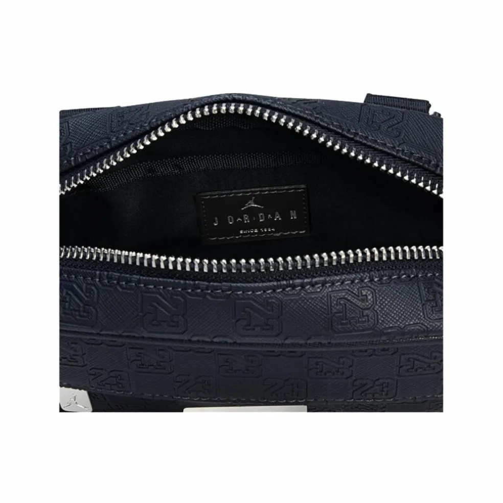 Nike · Jam Monogram Camera Tasche