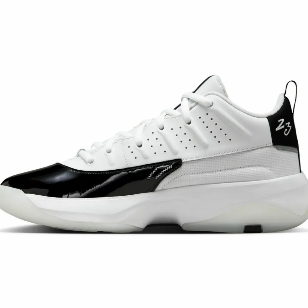 Nike · JORDAN MAX AURA 7