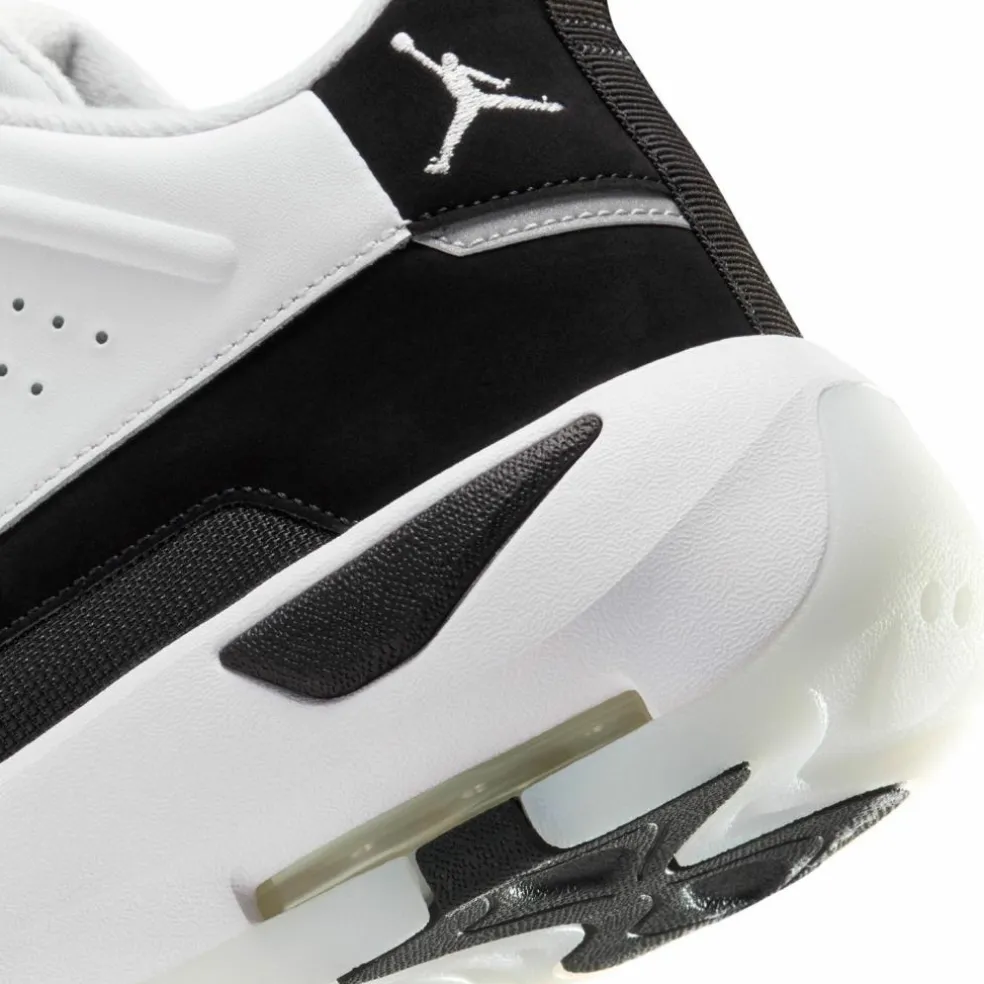 Nike · JORDAN MAX AURA 7