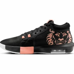Nike · LEBRON WITNESS VIII