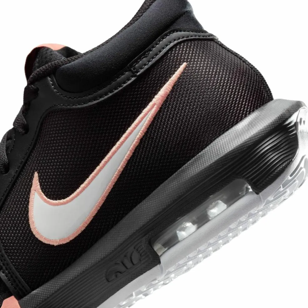 Nike · LEBRON WITNESS VIII