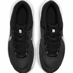 Nike · LEGEND ESSENTIAL 3 NEXT NATURE