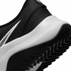 Nike · LEGEND ESSENTIAL 3 NEXT NATURE
