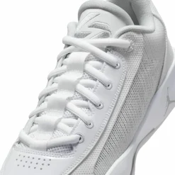 Nike · LUKA .77