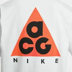 Nike · M90