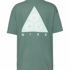 Nike · M90