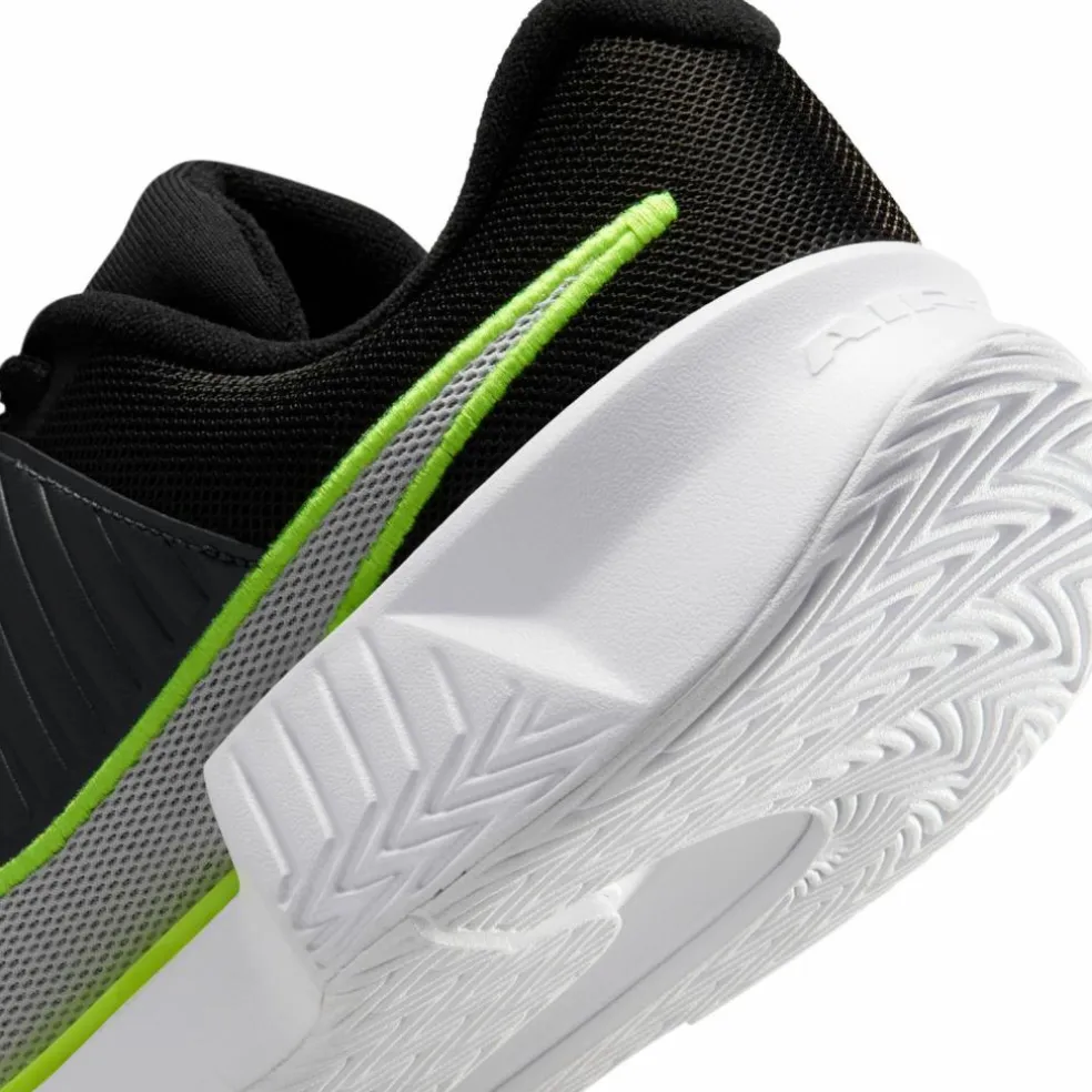 Nike · M ZOOM GP CHALLENGE PRO HC