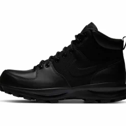 Nike · MANOA