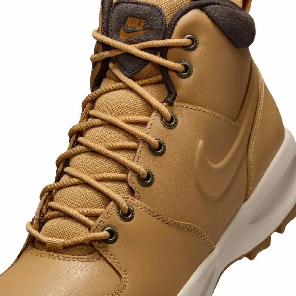 Nike · MANOA