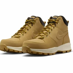 Nike · MANOA