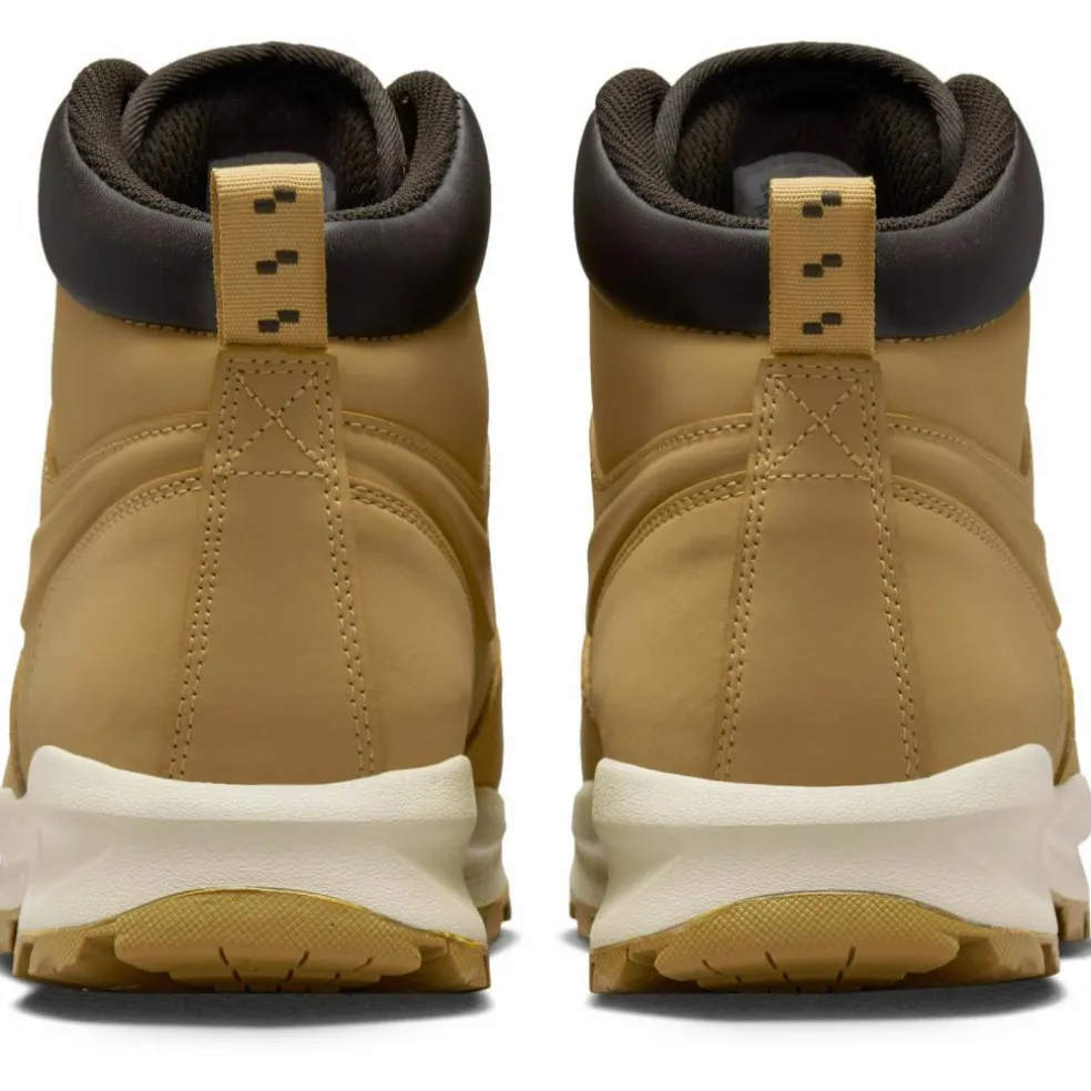 Nike · MANOA