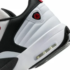 Nike · MAX AURA 6