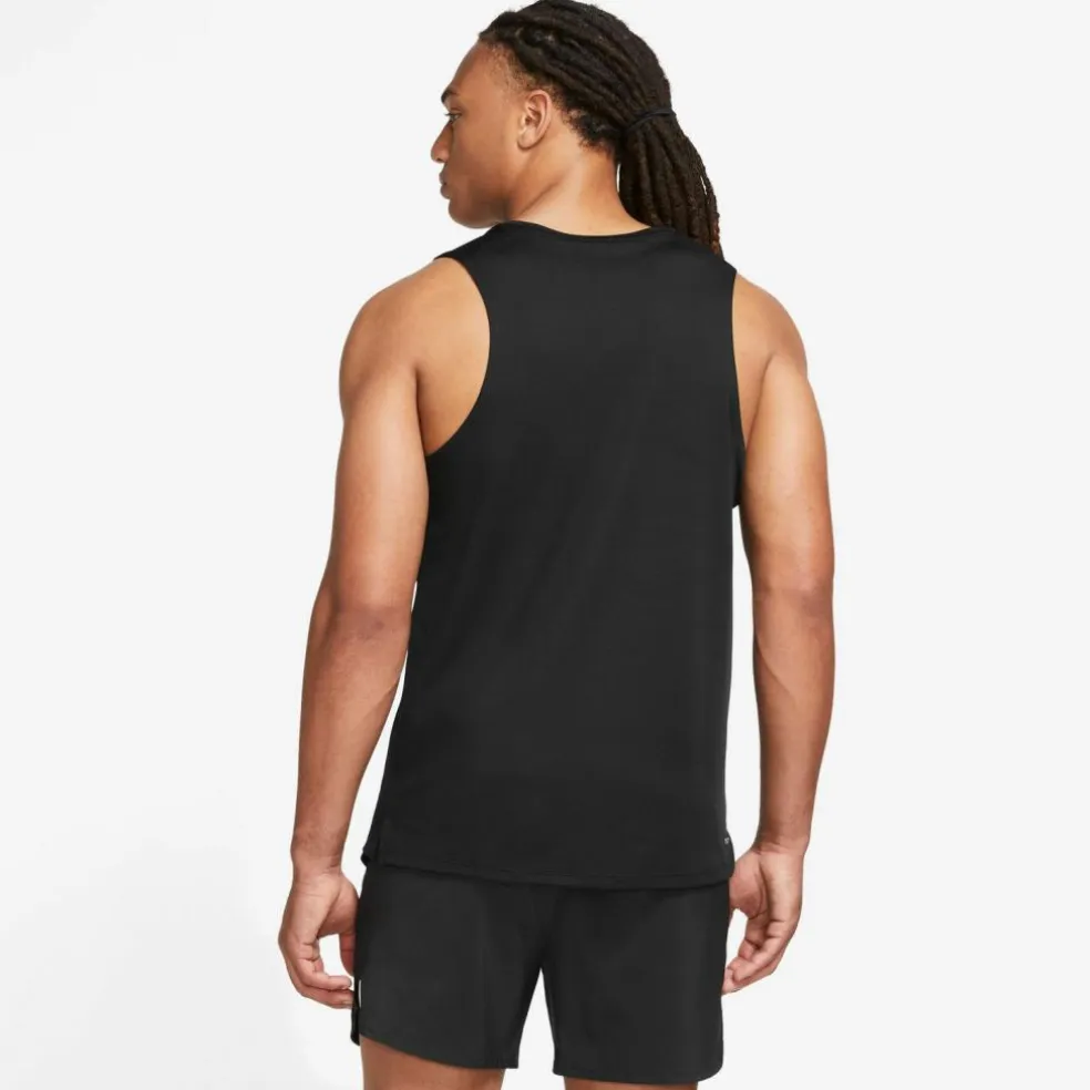 Nike · Miler
